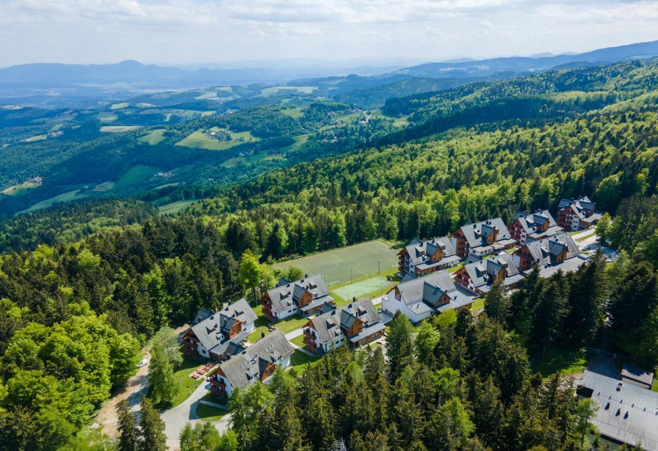 Pohorje Village Wellbeing Resort - Forest Hotel Videc Hocko Pohorje Bagian luar foto