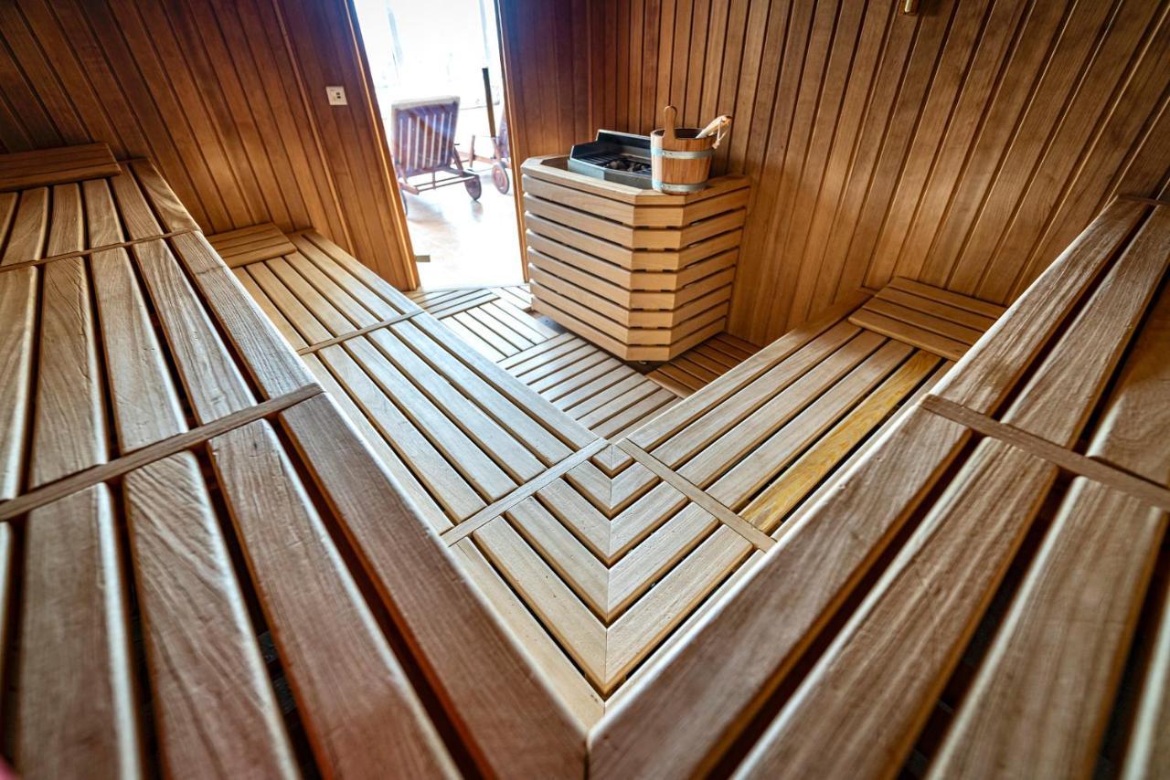 Pohorje Village Wellbeing Resort - Forest Hotel Videc Hocko Pohorje Bagian luar foto
