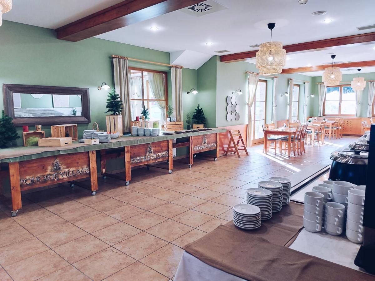 Pohorje Village Wellbeing Resort - Forest Hotel Videc Hocko Pohorje Bagian luar foto