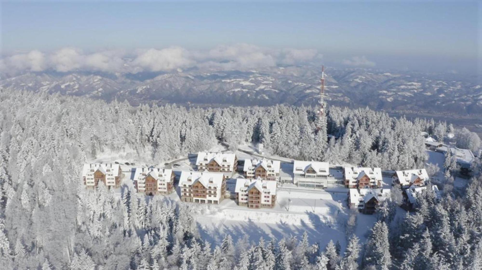 Pohorje Village Wellbeing Resort - Forest Hotel Videc Hocko Pohorje Bagian luar foto